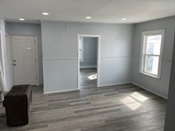 Building Photo - 43 Orient St