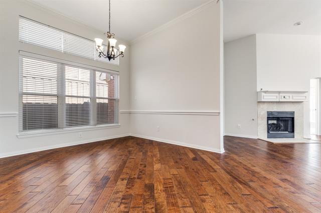 Foto del edificio - 8904 Lakewood Dr