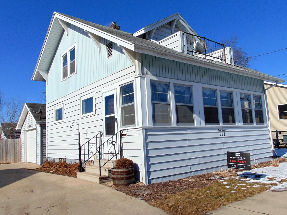 Primary Photo - 112 Cleveland St