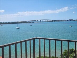 Building Photo - 6295 Bahia Del Mar Cir