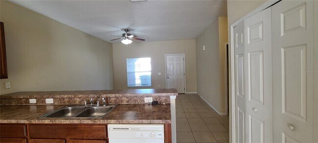 Building Photo - 328 Baccarat Ct