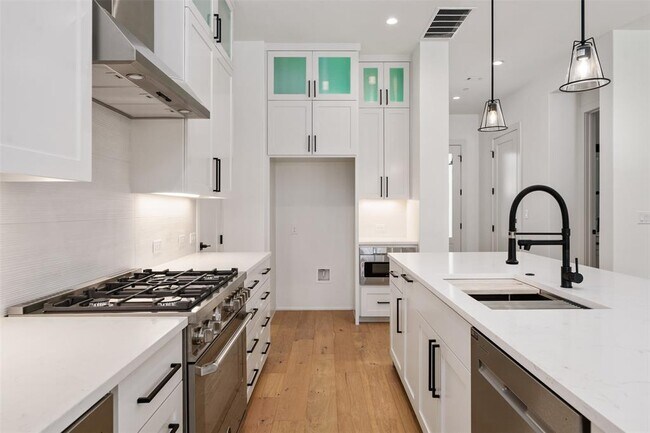 Foto del edificio - 4010 Valley View Rd