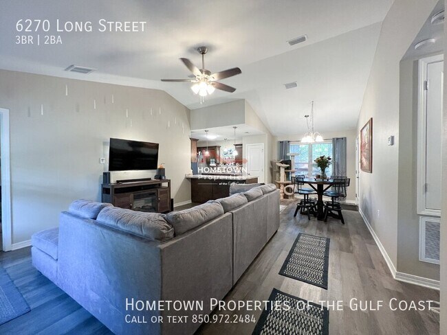 Building Photo - Price Reduction! Charming Pet-friendly 3-B...