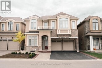 Building Photo - 812 Magnolia Tsse.