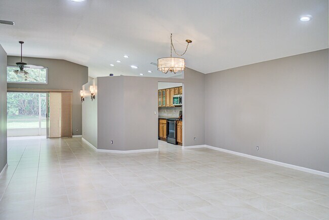 Foto del edificio - 7774 Stirling Bridge Blvd S