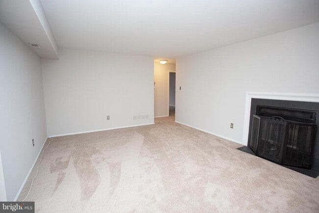 Building Photo - 159 Birchfield Ct