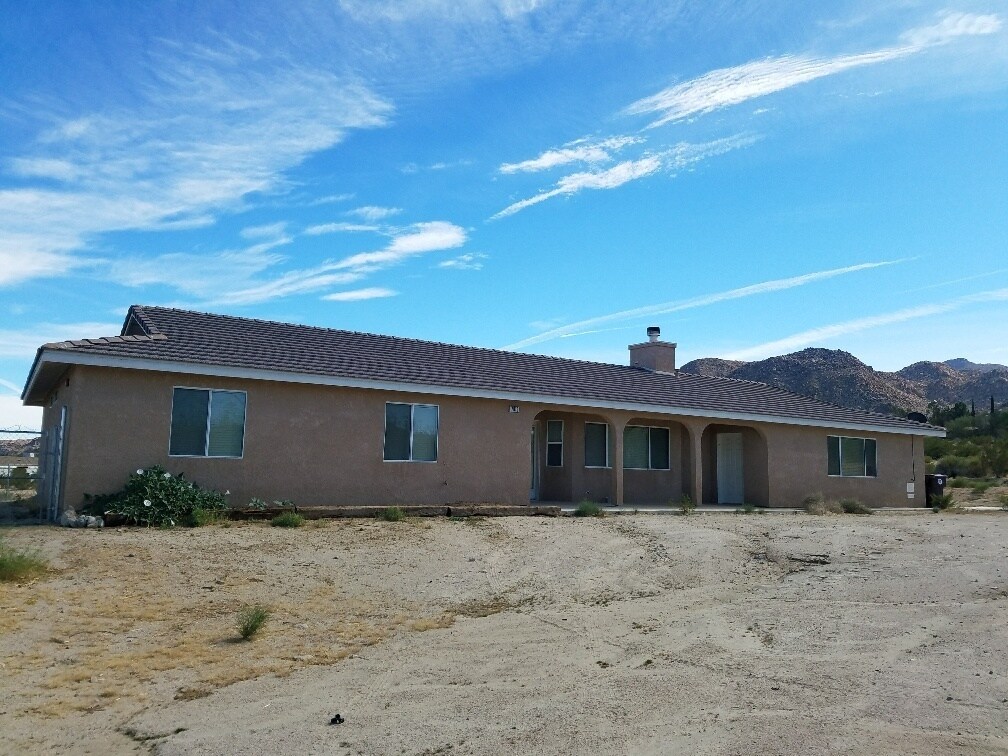 Foto principal - Large Beautiful JT Home with VIEWS!!