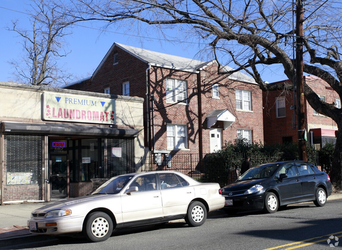 Building Photo - 119 Kennedy St NW