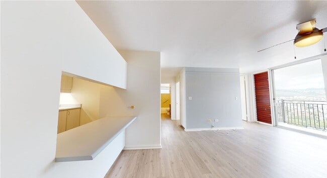 Foto del edificio - Central Location. Penthouse Condo. Split AC