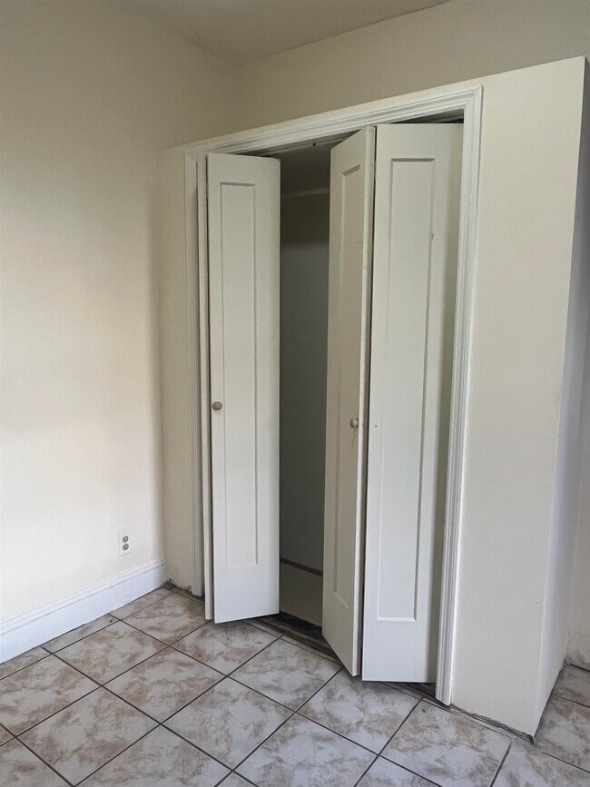 Foto del edificio - 116 63rd St