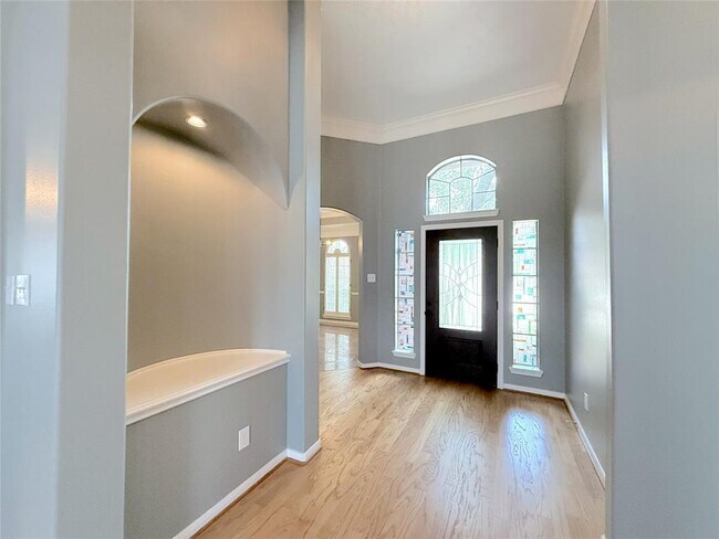 Building Photo - 4231 Lake Terrace Ct