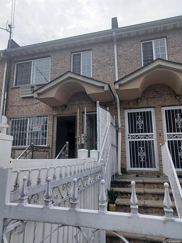 Primary Photo - 153-16 109th Ave