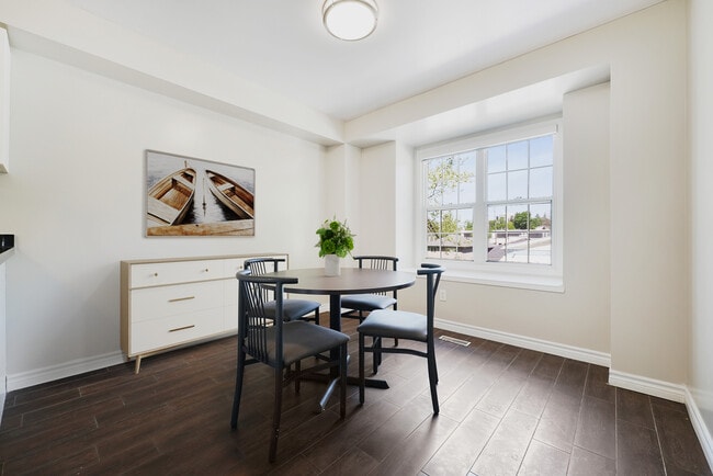 Building Photo - The MARQ london at 83 St. George