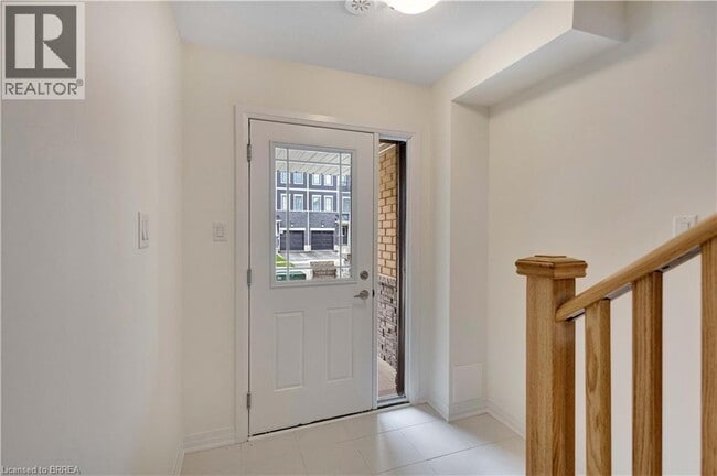 Building Photo - 26 Hine Rd