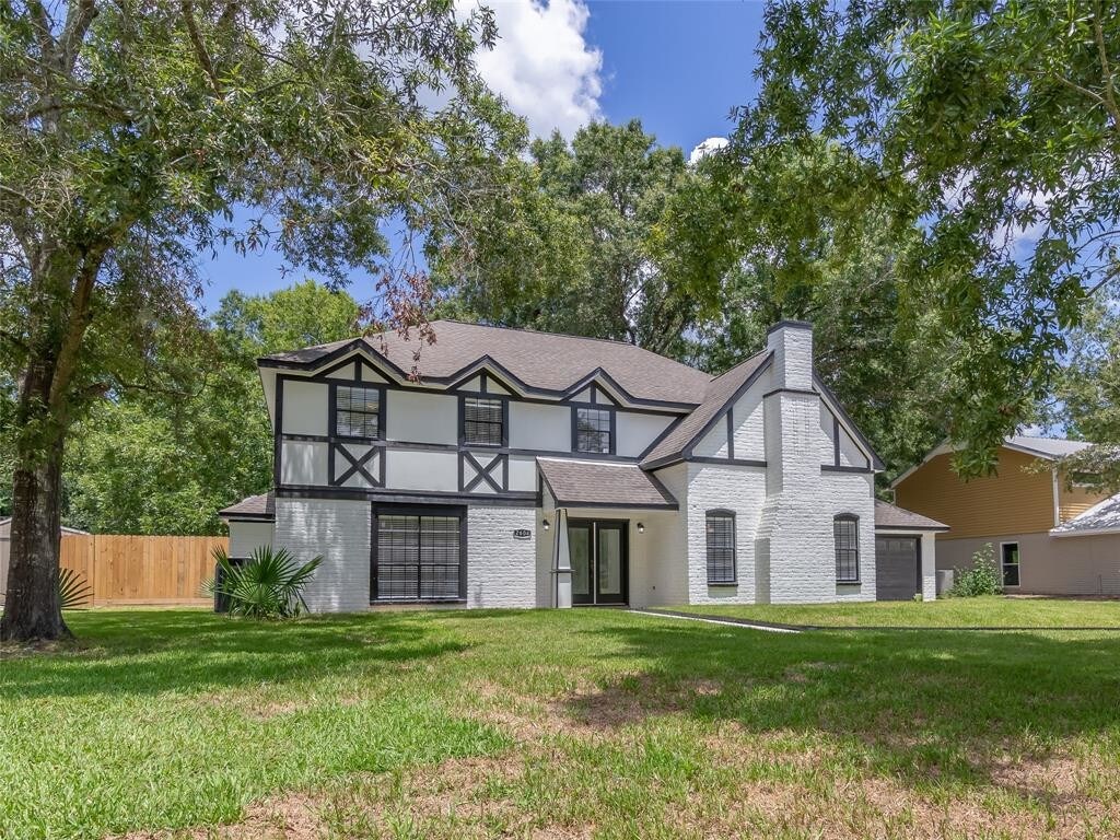 Primary Photo - 2604 N Woodloch St
