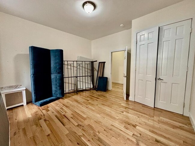 Building Photo - 4 bedroom in NEW YORK NY 10032