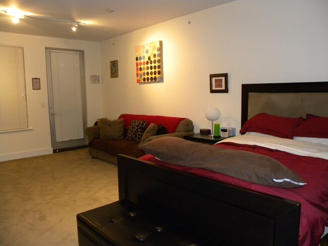 Downstairs entrance - 1011 23rd Street