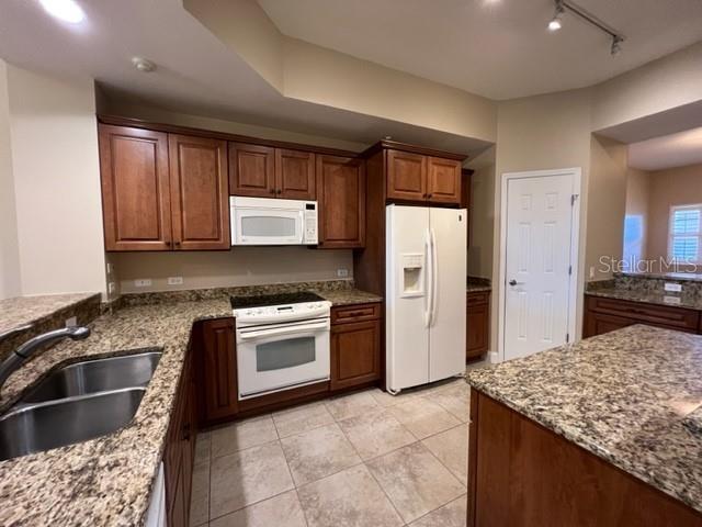 Foto del edificio - 7710 Lake Vista Ct