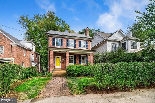 Foto del edificio - 5923 33rd St NW