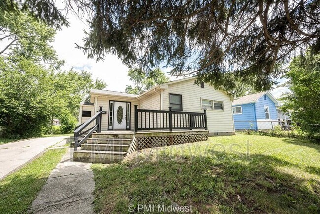 Foto del edificio - 3519 Belmar Ave