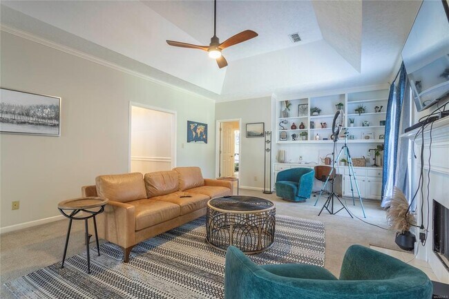 Foto del edificio - 1855 Brookstone Dr