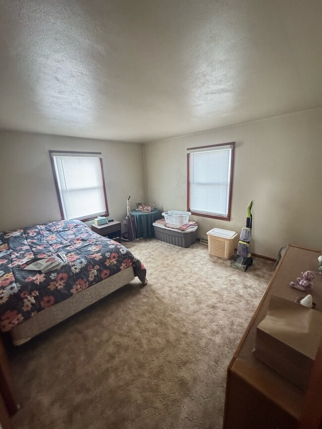 Building Photo - 7934 43rd Ave