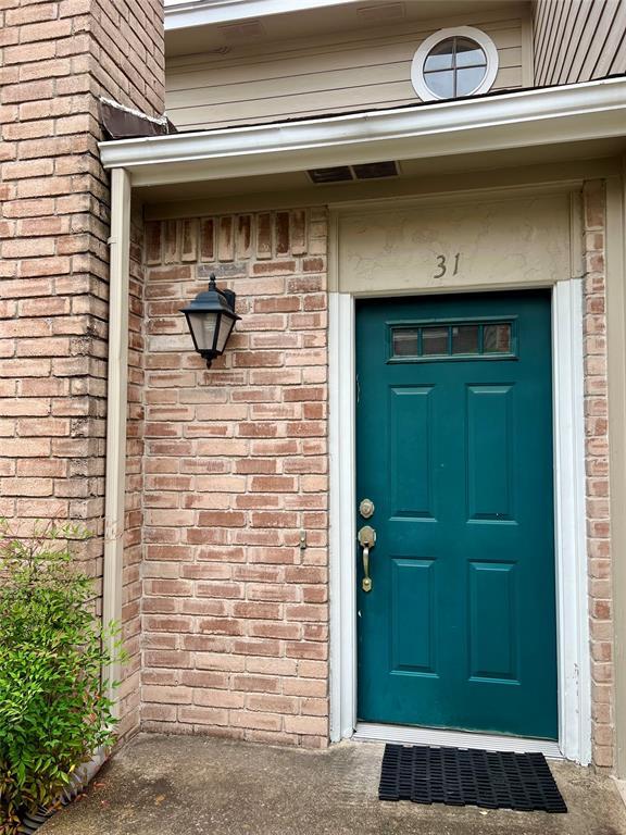 Building Photo - 2220 Bering Dr