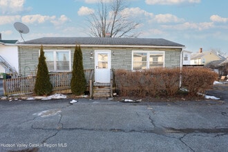 Building Photo - 150-154-154 W Main St