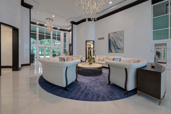 Foto del edificio - 1063 Hillsboro Mile