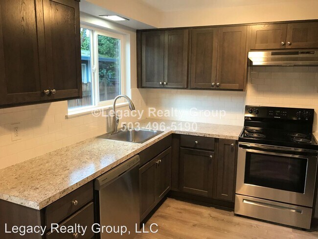 Building Photo - 1309-1311 Fox Ln