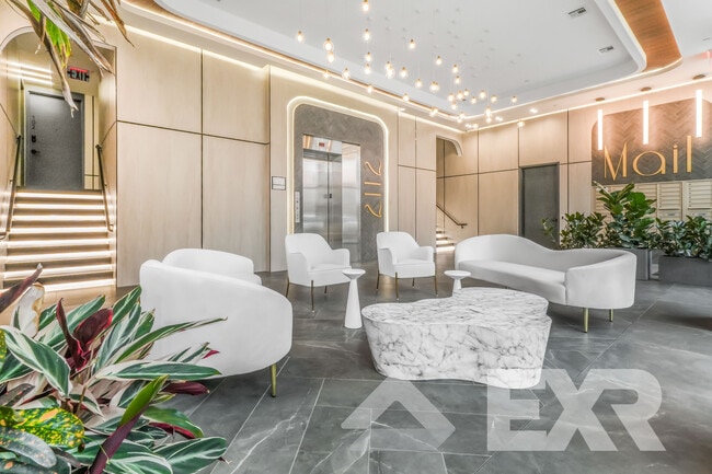 Lobby - 2112 Avenue P