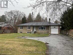 Building Photo - 1093 Rebecca St
