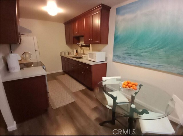 Foto del edificio - 17074 Colima Rd