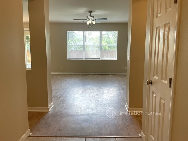 Building Photo - 274 Krassner Dr