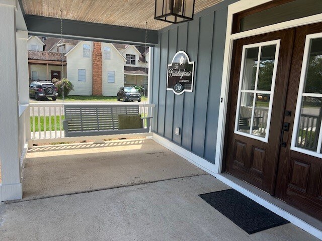 Foto del edificio - 210 S Trammell St