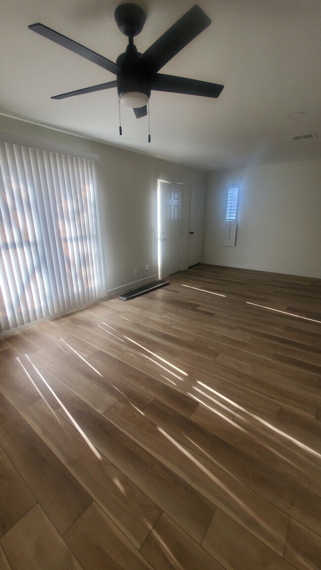 Foto del edificio - 2480 Old Forge Ln