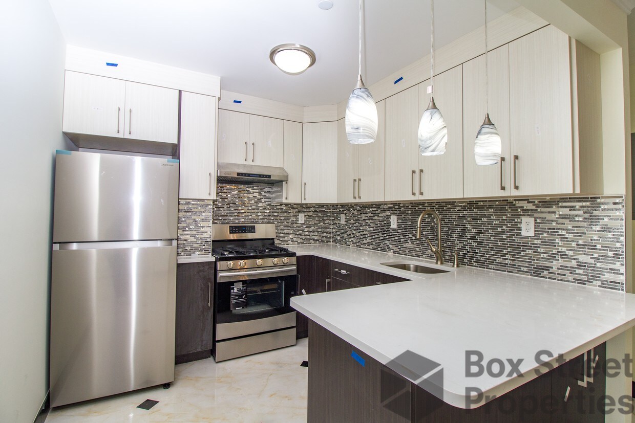 Foto principal - 8616 21st Ave