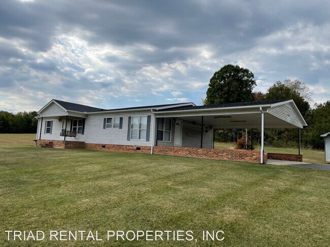 Building Photo - 4 br, 2 bath House - 5731 JACKSON CREEK RD