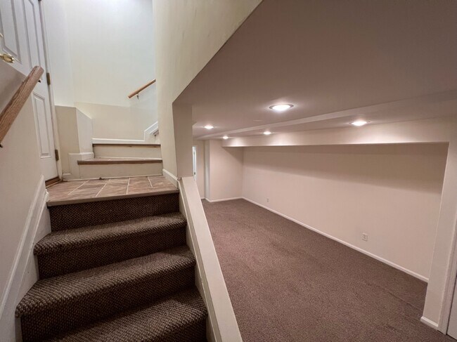 Building Photo - 1007 Rathbun Ave