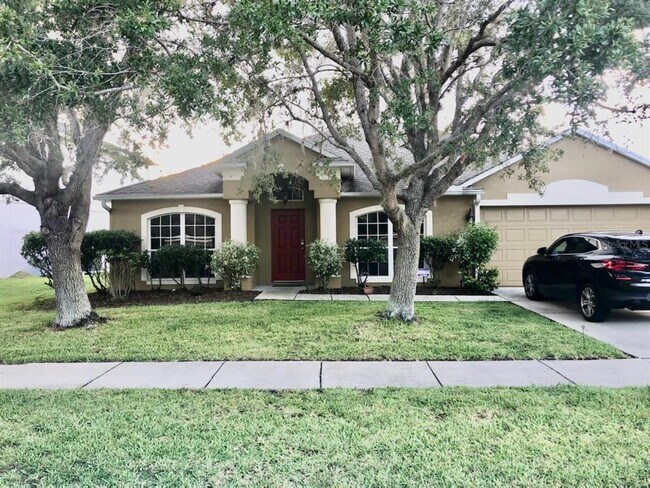Foto del edificio - 1984 The Oaks Blvd