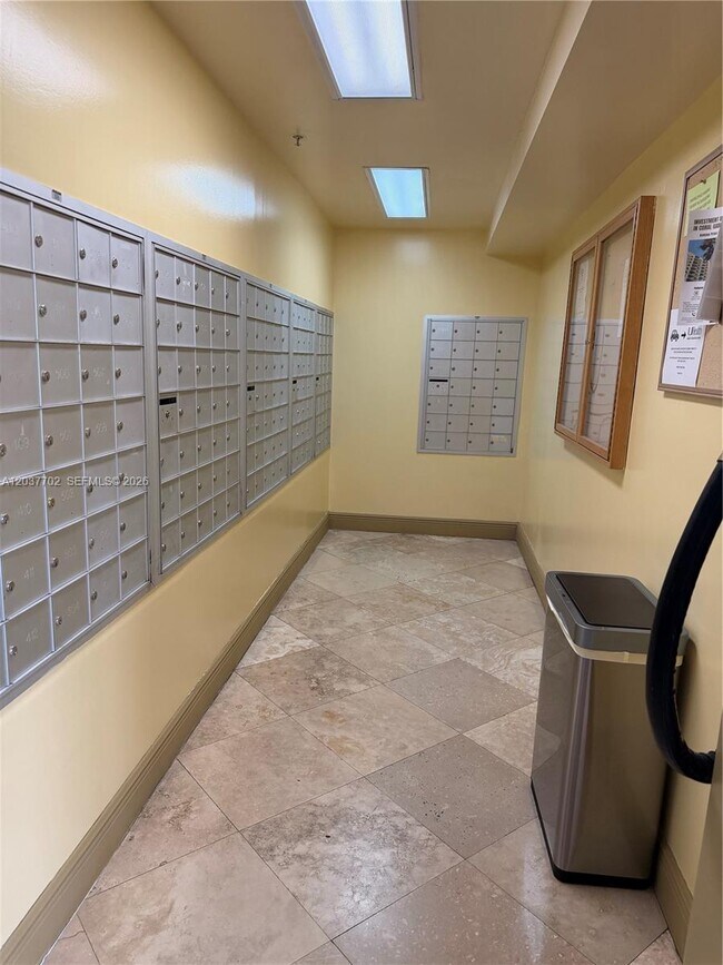 Foto del edificio - 3500 Coral Wy