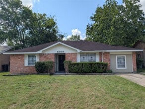 Building Photo - 5203 Heathercrest Dr