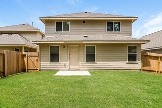 Building Photo - 14072 Lahontan Dr