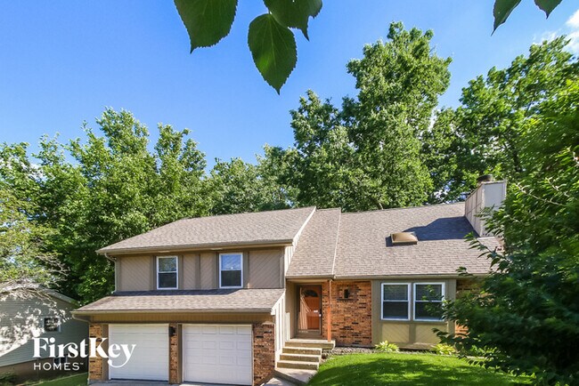 Building Photo - 5915 NW Caney Creek Dr