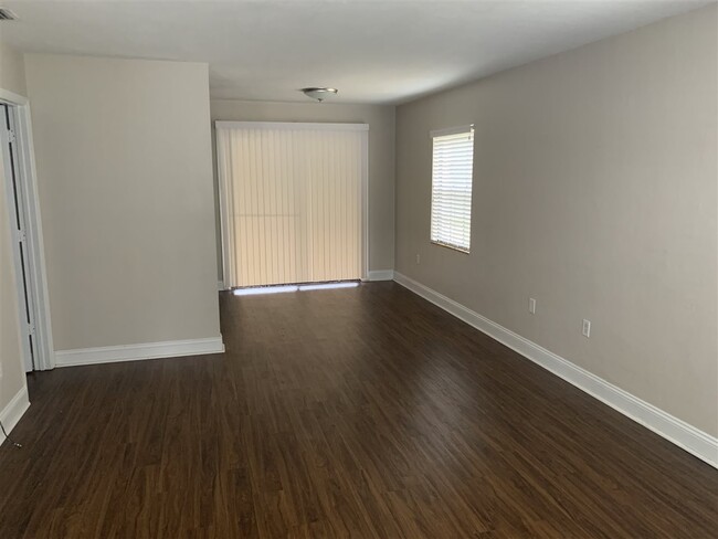 Foto del edificio - 2614 Old Bainbridge Rd