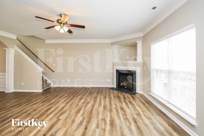 Building Photo - 1428 Paulonia Way