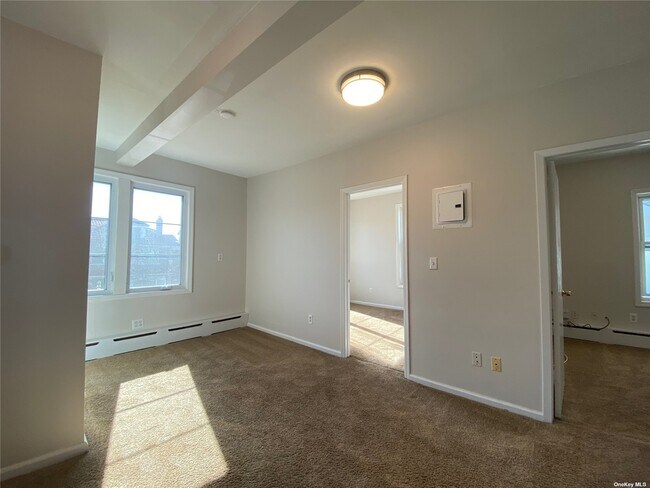 Foto del edificio - 161 W Walnut St