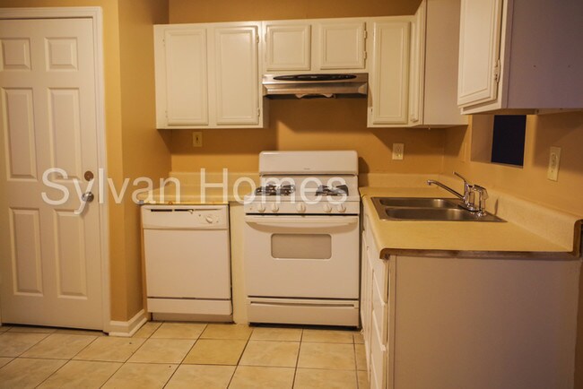 Building Photo - 316 Argus Cir NW