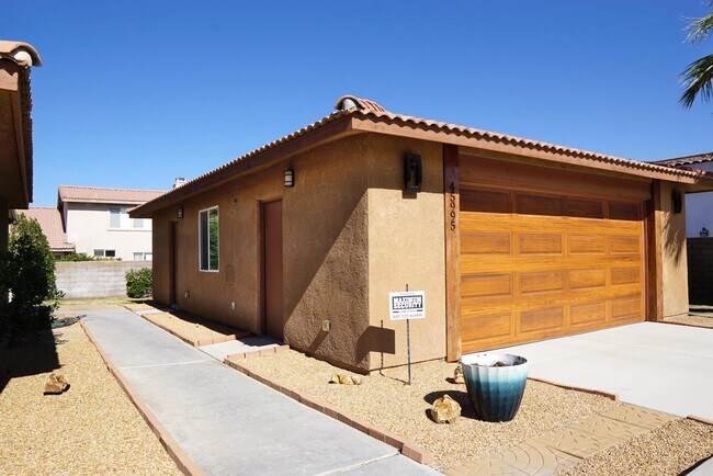Building Photo - 45995 Dune Palms Rd