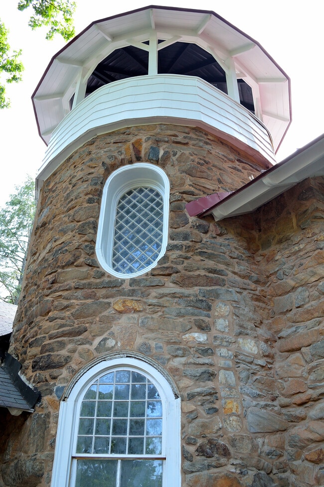 Exterior View - 214 Stribling Ave